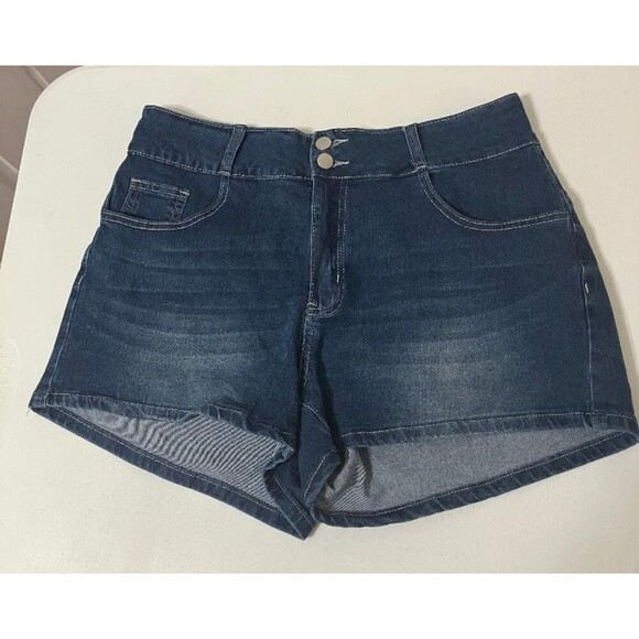SHEIN 1XL Women’s Denim Jean Shorts Bundle Lot of 3 - Picture 4 of 10